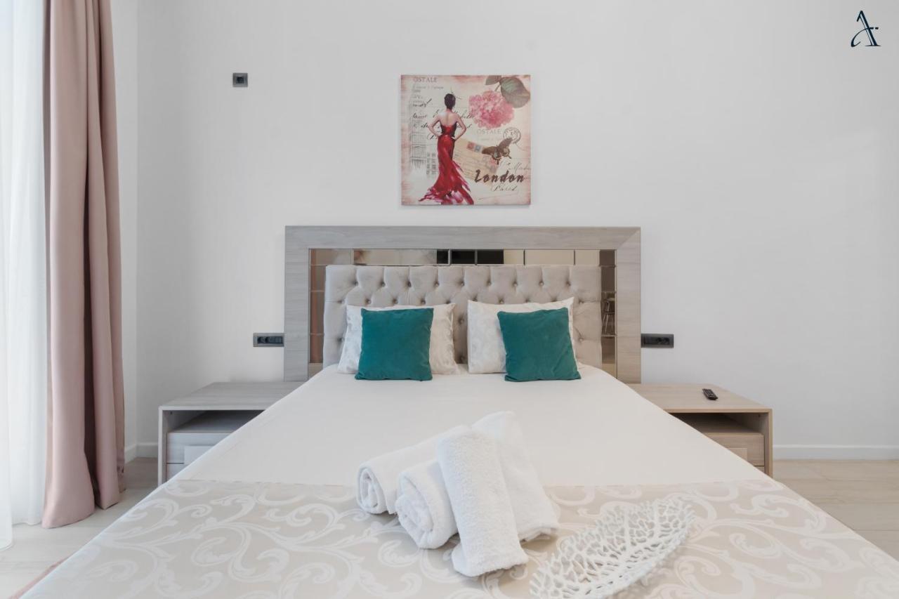 Rentforcomfort Saint George Apartment Мамая Екстериор снимка